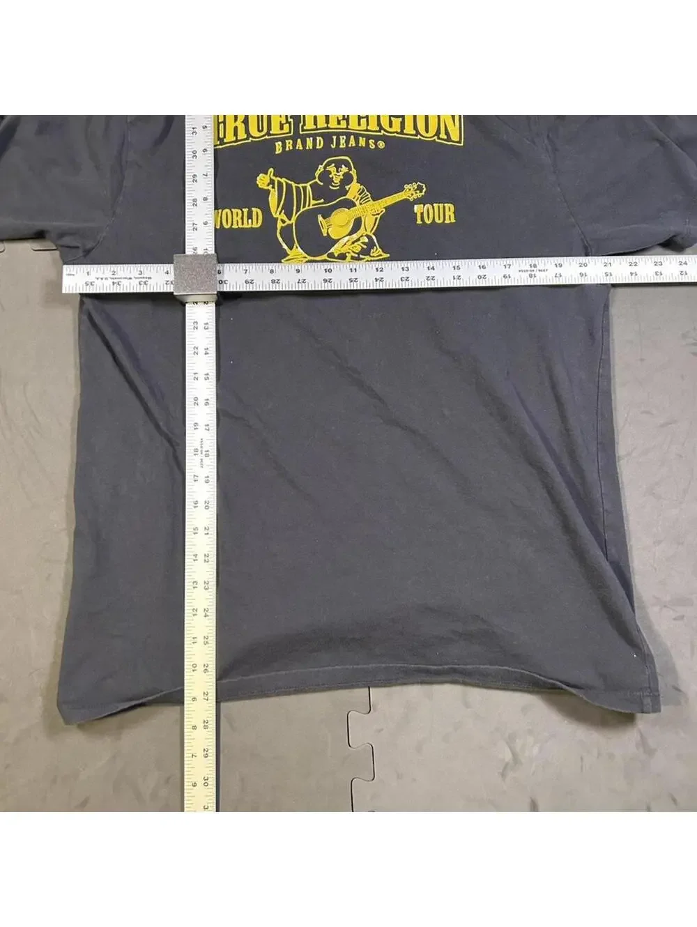 True Religion Men's Black and Grey Tshirt